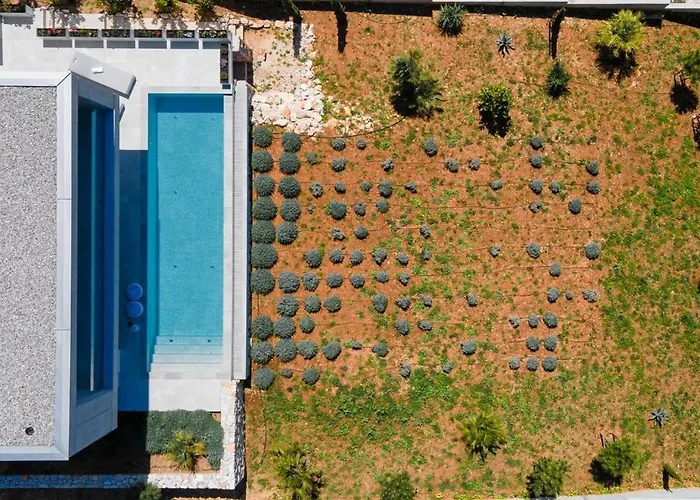 Luxury Omnia Hvar With Infinity Pool