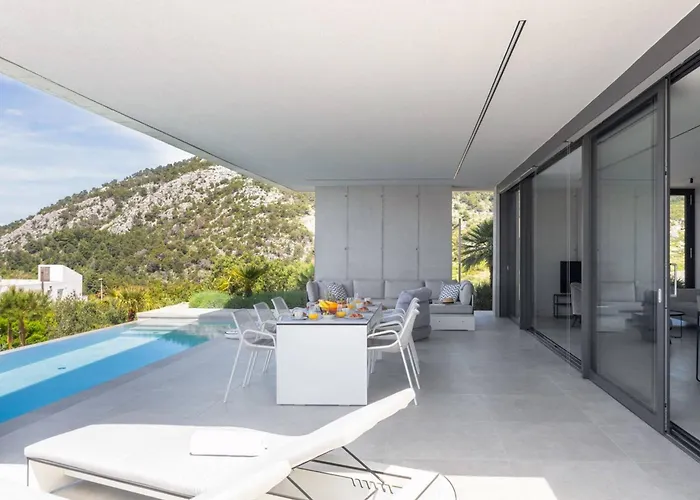Luxury Omnia Hvar With Infinity Pool