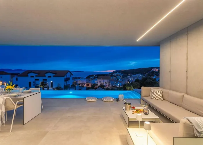 Luxury Omnia Hvar With Infinity Pool Хвар