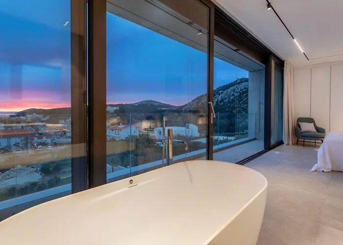 Luxury Omnia Hvar With Infinity Pool * Хвар