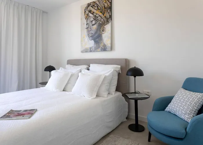 Luxury Omnia Hvar With Infinity Pool Вилла Хвар