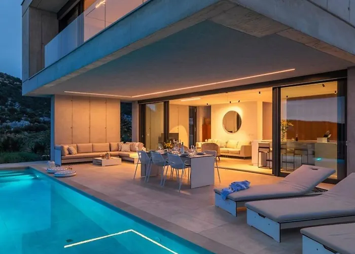 Luxury Omnia Hvar With Infinity Pool Хвар