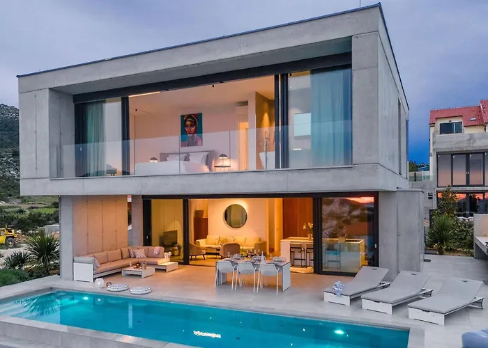 Вилла Luxury Omnia Hvar With Infinity Pool *
